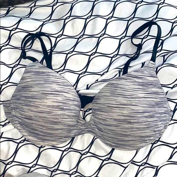 PINK VS where everywhere push up - Picture 1 of 4